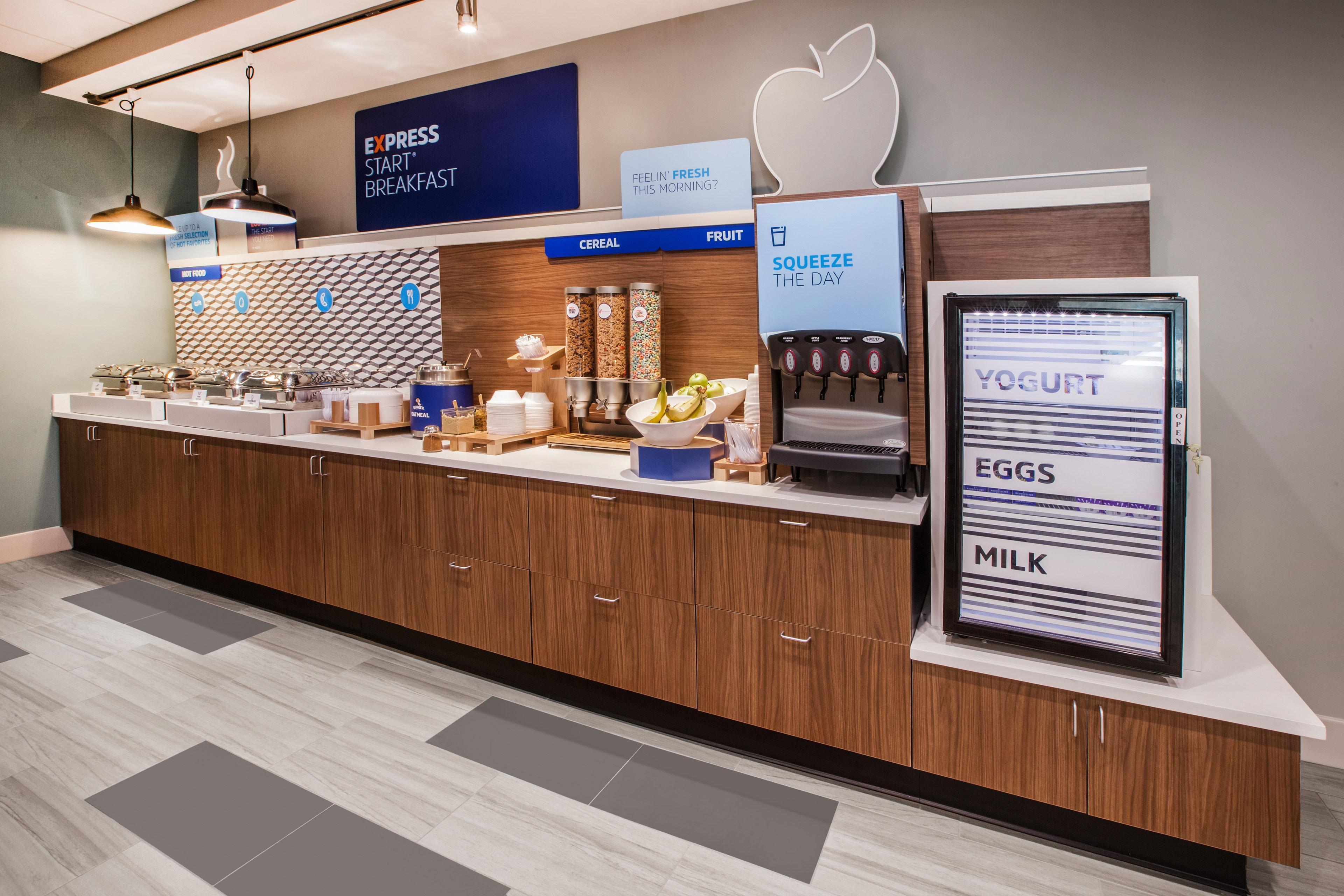 Holiday Inn Express & Suites - Belleville By Ihg Exteriör bild