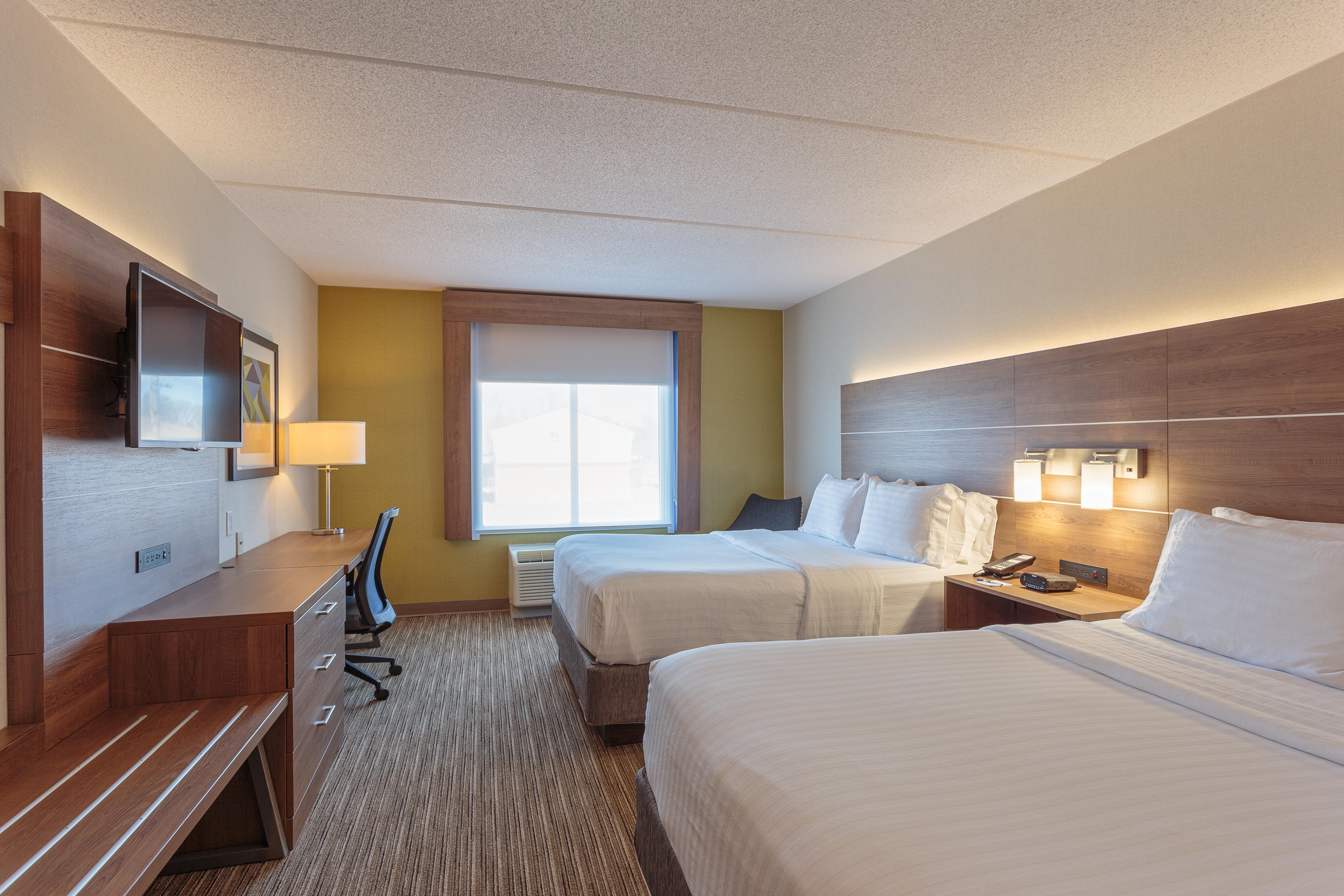 Holiday Inn Express & Suites - Belleville By Ihg Exteriör bild