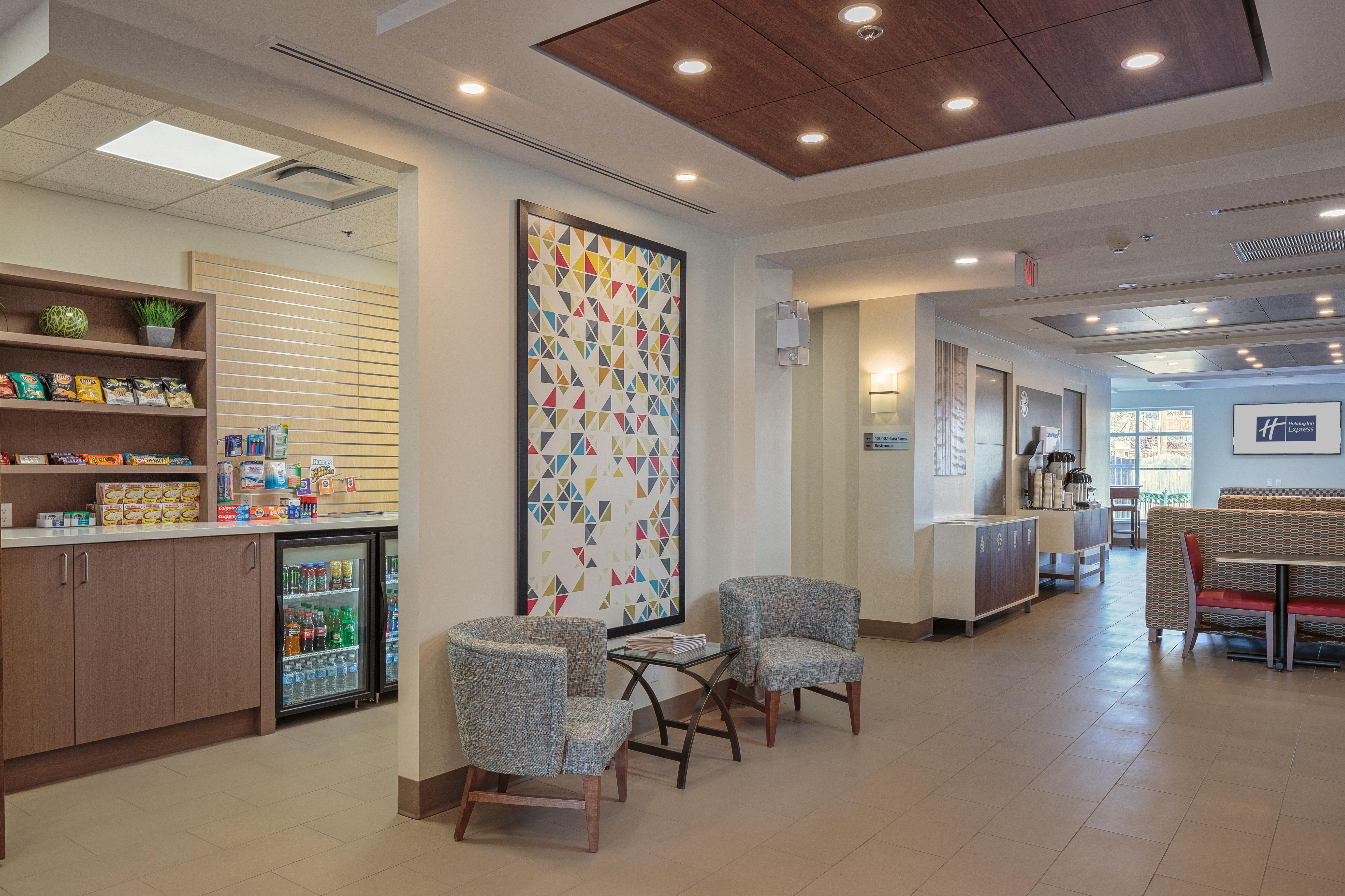 Holiday Inn Express & Suites - Belleville By Ihg Exteriör bild
